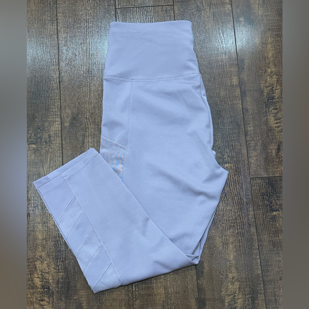 Ladies capris - Picture 2 of 5